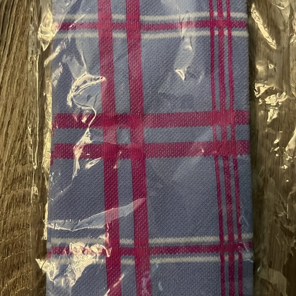 Two Pair crocs socks lavender and magenta - Picture 5 of 5